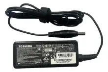 ¿Los cargadores de laptop son originales o compatibles?
