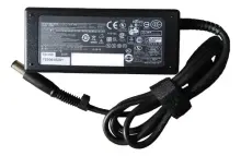 ¿Es peligroso usar un cargador genérico para laptop?