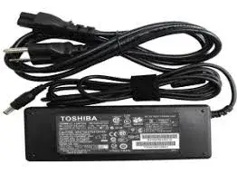 Conoce qué aspectos suelen cubrir las garantías de los cargadores Toshiba y qué debes revisar antes de comprar uno. — Cargador Laptop