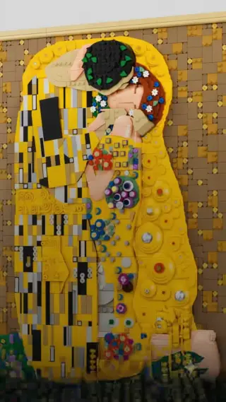 🎨🧱 ¡LEGO convierte "El Beso" de Gustav Klimt en una obra para construir!