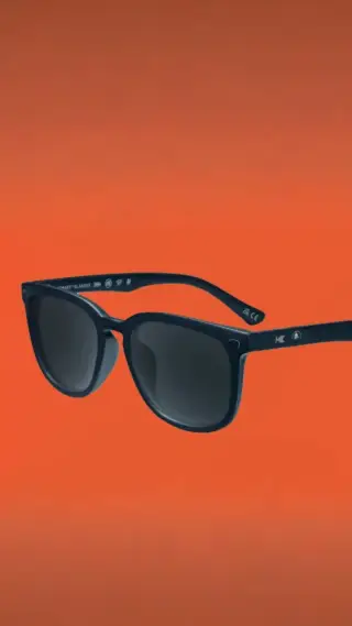 🕶️😂 ¡DuckDuckGo lanza unas gafas "sin IA" para burlarse de las gafas inteligentes!